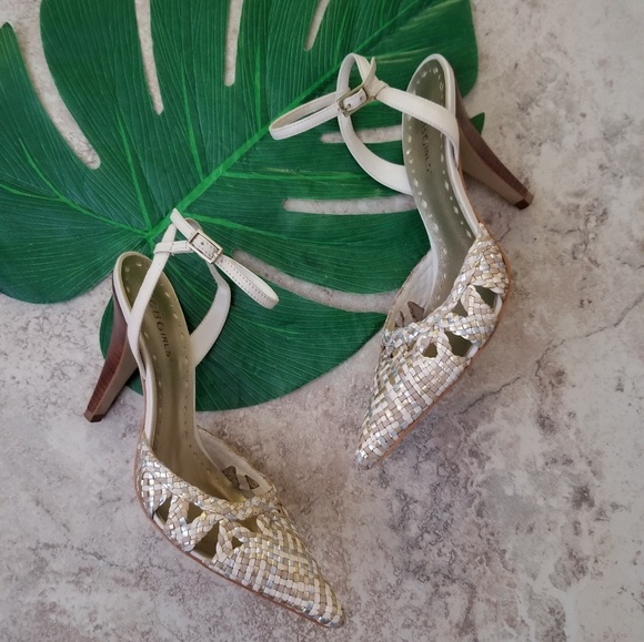 bcbg girls Shoes - 👠[2 for $30]👠 BCBG Girls Woven Heels